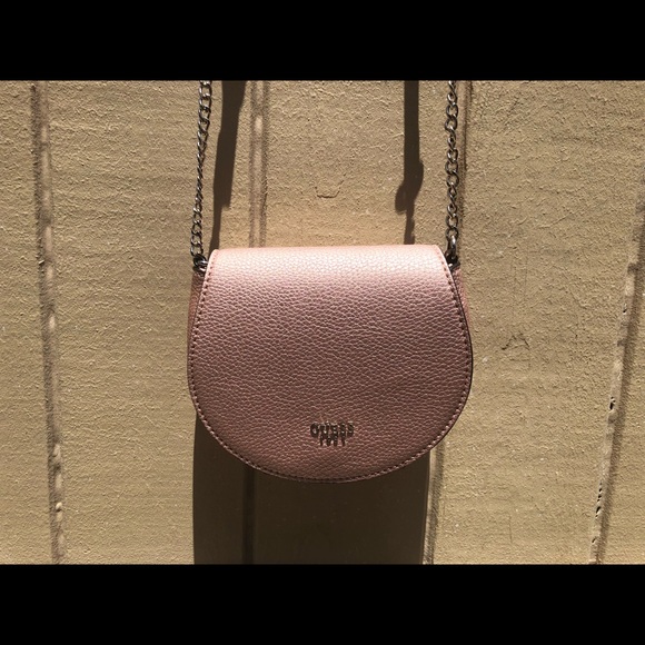 Guess Cross Body Bag - Picture 2 of 3